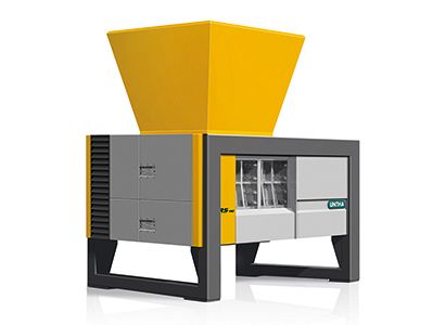 Stor långsamtgående 4-valsig kross för de mest svårkrossade material