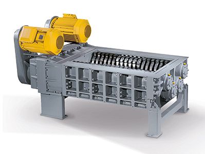 Stor långsamtgående 4-valsig kross